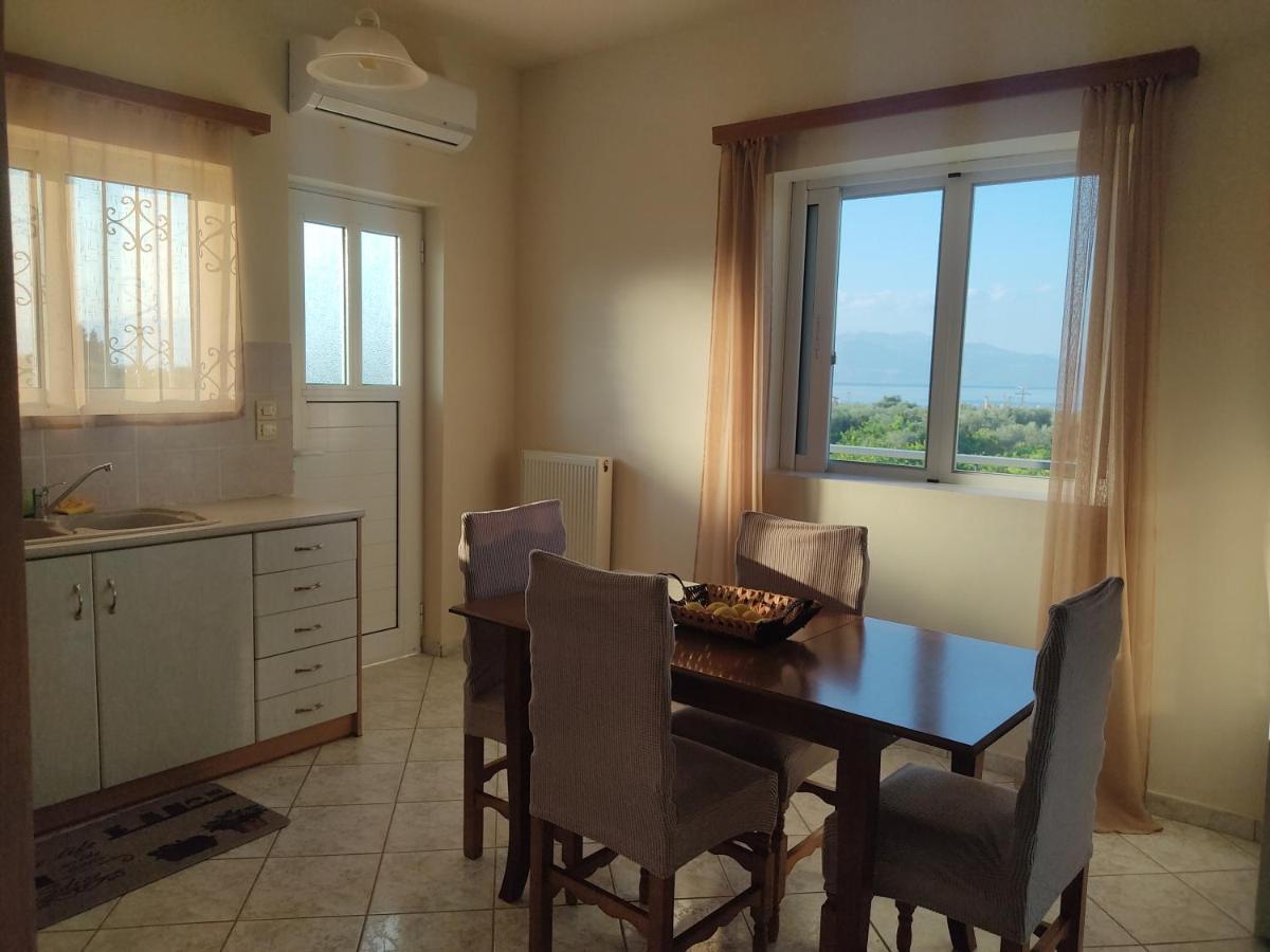 Ntina'S Apartment Айгио Екстериор снимка