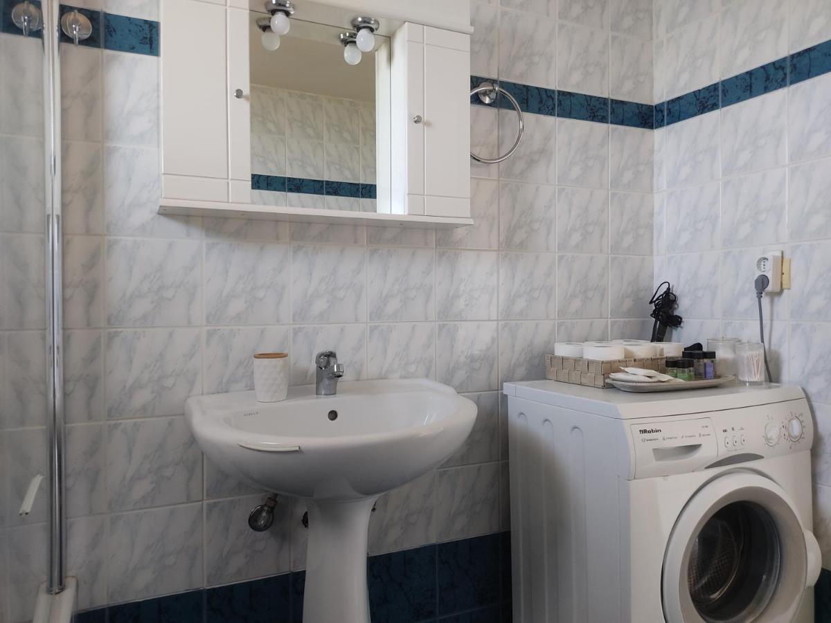 Ntina'S Apartment Айгио Екстериор снимка