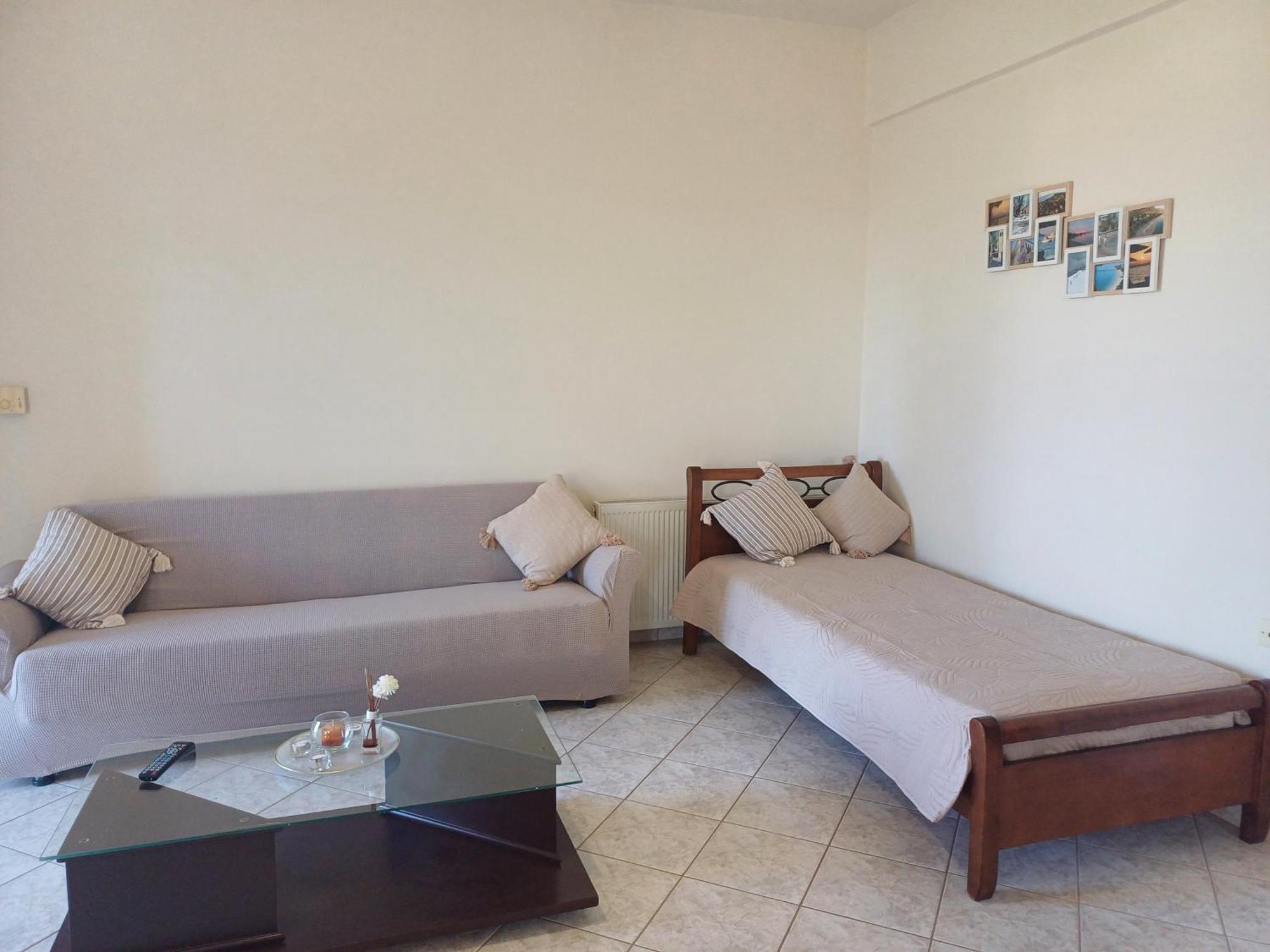 Ntina'S Apartment Айгио Екстериор снимка